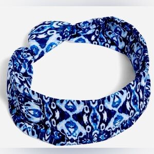 Vera Bradley Knotted Headband NWT blue & white print recycled cotton